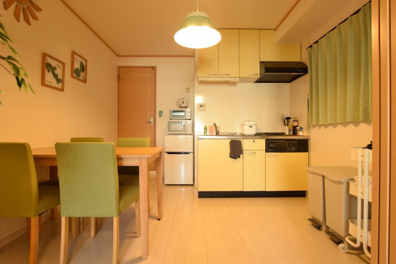 Mel-Theater Karahori 102 Apartment Osaka Bagian luar foto